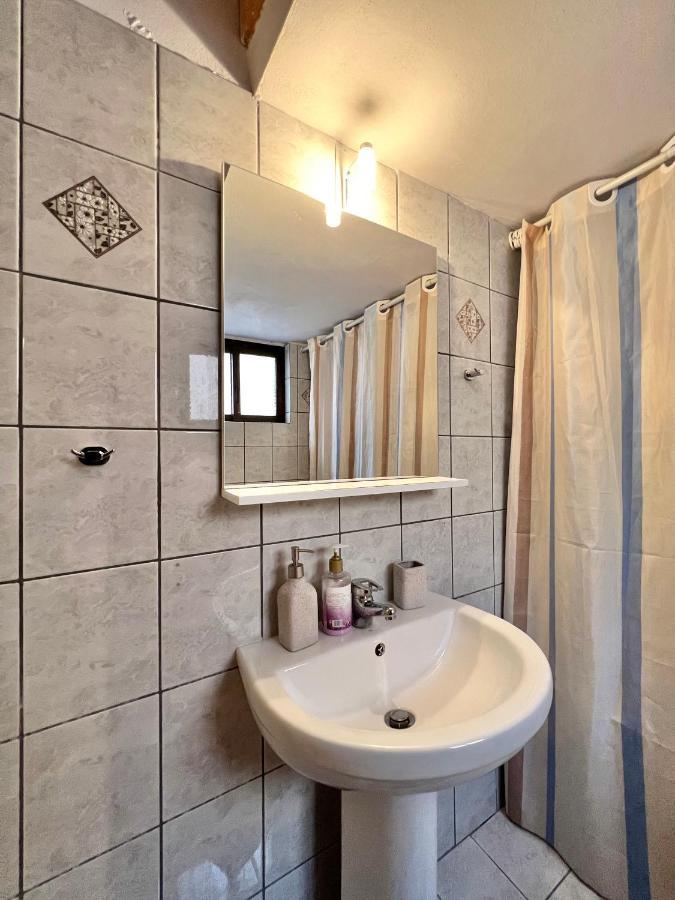 Village Apartment 马拉希亚斯 外观 照片